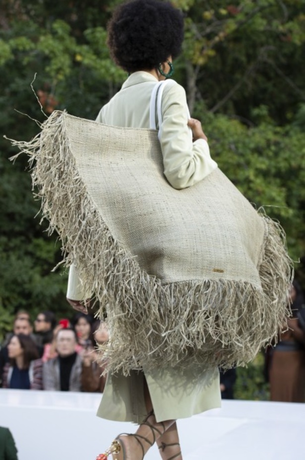 عرض أزياء Jacquemus لربيع وصيف 2019 