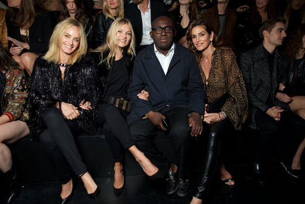 مجموعة Saint Laurent لربيع وصيف 2019