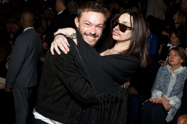 مجموعة Saint Laurent لربيع وصيف 2019