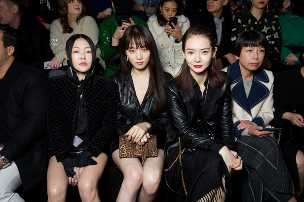 مجموعة Saint Laurent لربيع وصيف 2019