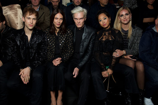 مجموعة Saint Laurent لربيع وصيف 2019