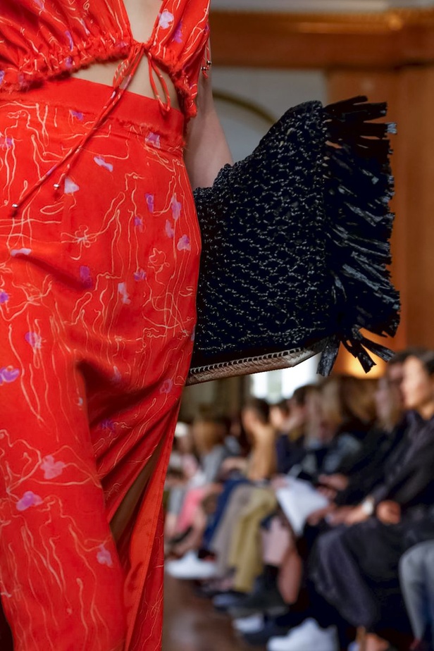 عرض أزياء Altuzarra لربيع وصيف 2019 !