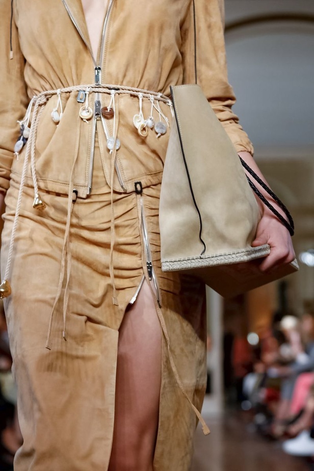 عرض أزياء Altuzarra لربيع وصيف 2019 !