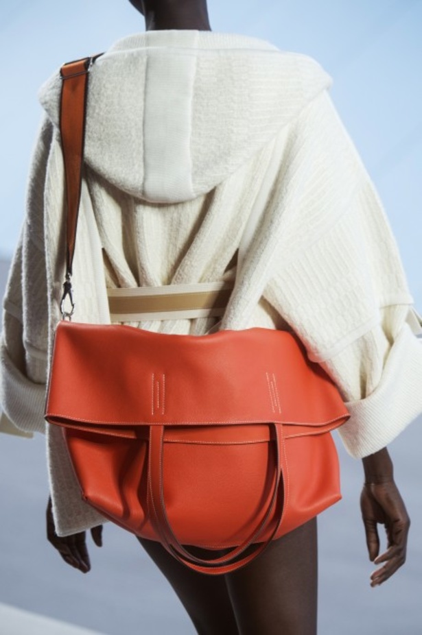 عرض Hermès لربيع وصيف 2019