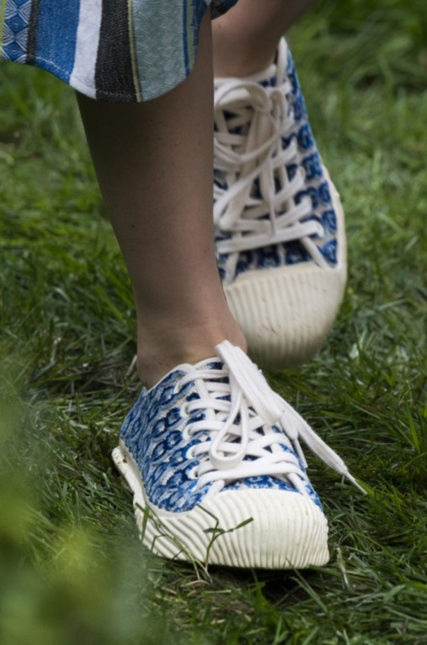 توري بورش تنقلنا الى ربيع وصيف 2019 بتصاميم عصرية وانيقة