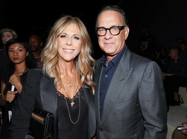 توم فورد يفتتح أسبوع الموضة النيويوركي بعرض كلاسيكي فاخر