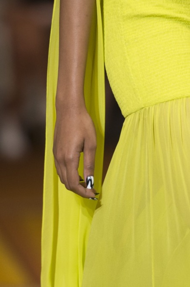 مجموعة Christian Siriano للألبسة الجاهزة لربيع 2019