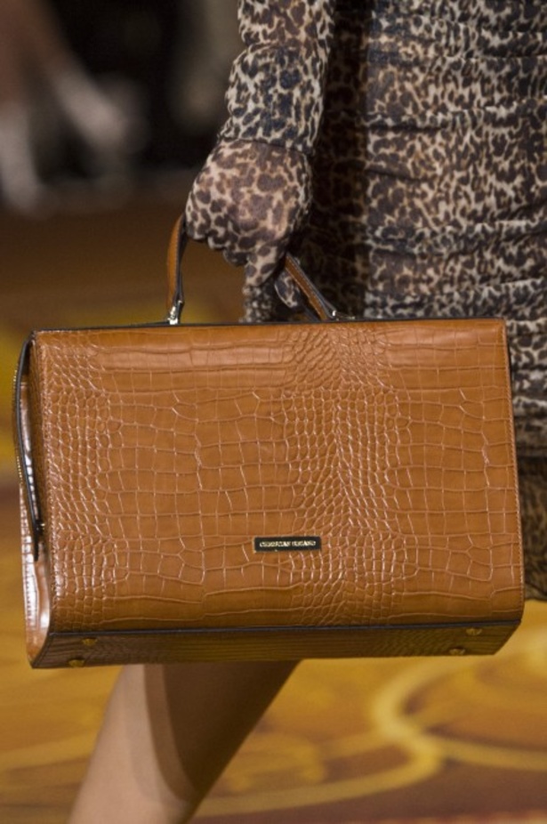 مجموعة Christian Siriano للألبسة الجاهزة لربيع 2019