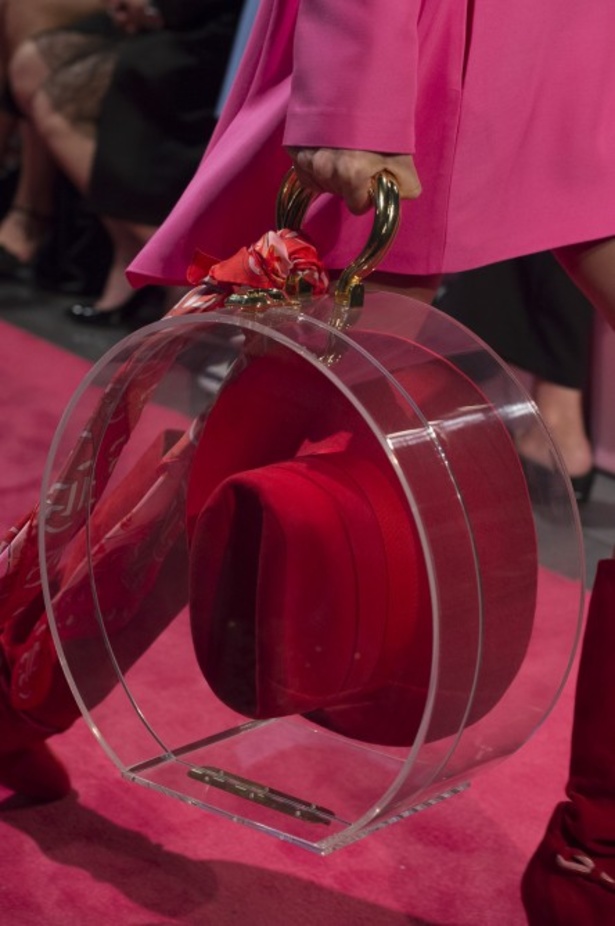 مجموعة مليئة بالألوان من Brandon Maxwell لربيع وصيف 2019