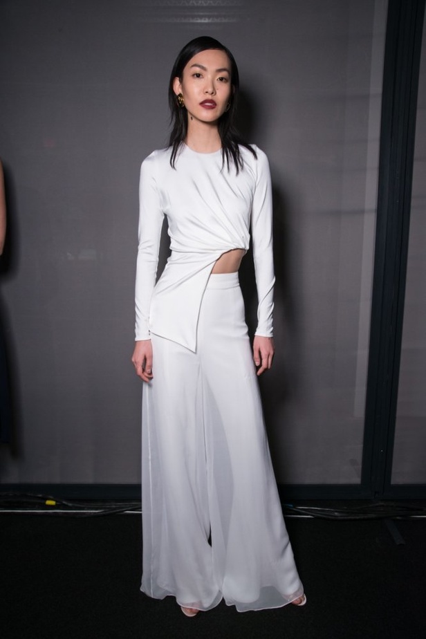 عرض أزياء Cushnie et Ochs لخريف وشتاء 2018 !