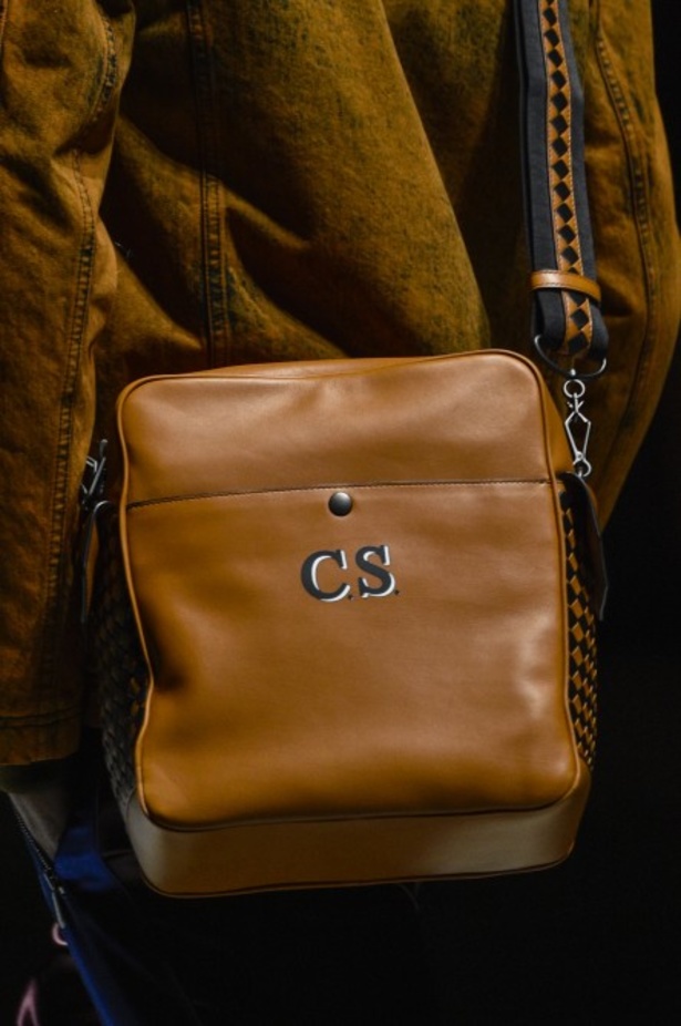 عرض ازياء مجموعة بوتيغا فينيتا لخريف وشتاء 2018