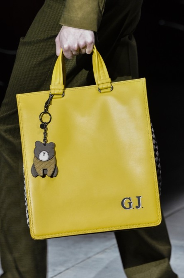 عرض ازياء مجموعة بوتيغا فينيتا لخريف وشتاء 2018