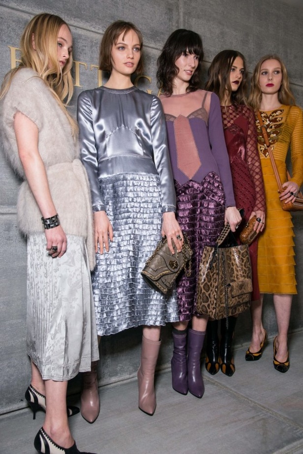 عرض ازياء مجموعة بوتيغا فينيتا لخريف وشتاء 2018