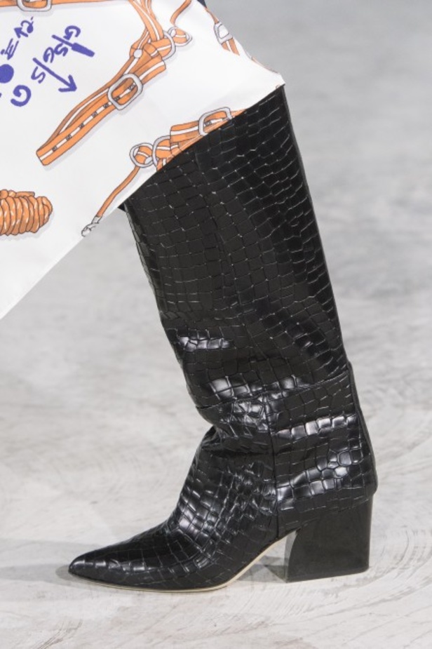 عرض أزياء تيبي لموسم خريف وشتاء 2018