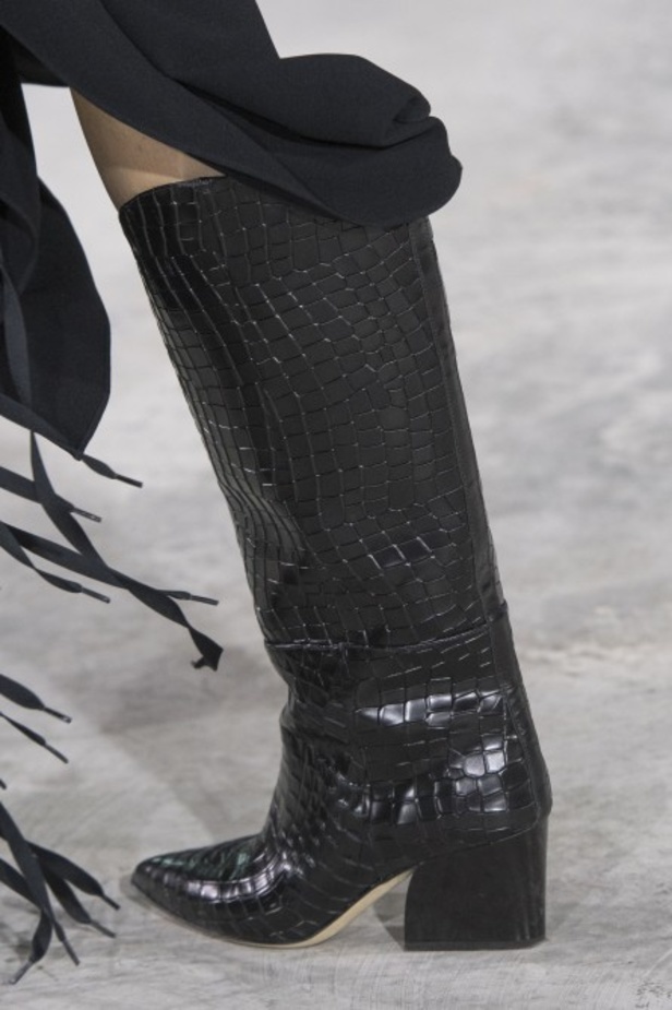 عرض أزياء تيبي لموسم خريف وشتاء 2018