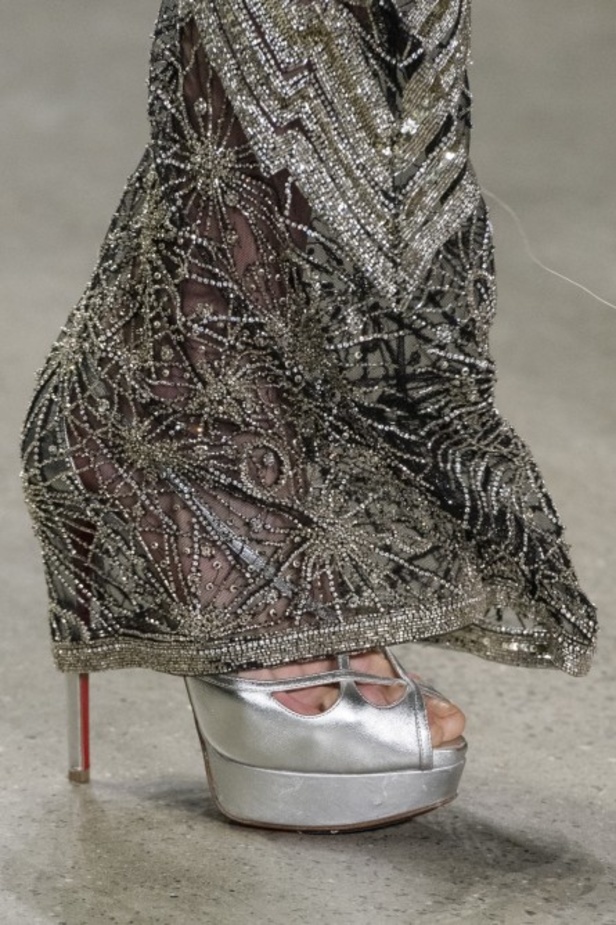 عرض أزياء Naeem Khan لخريف وشتاء ٢٠١٩ !