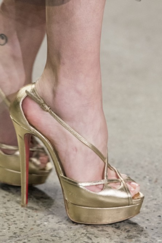 عرض أزياء Naeem Khan لخريف وشتاء ٢٠١٩ !