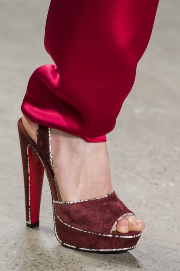 عرض أزياء Naeem Khan لخريف وشتاء ٢٠١٩ !