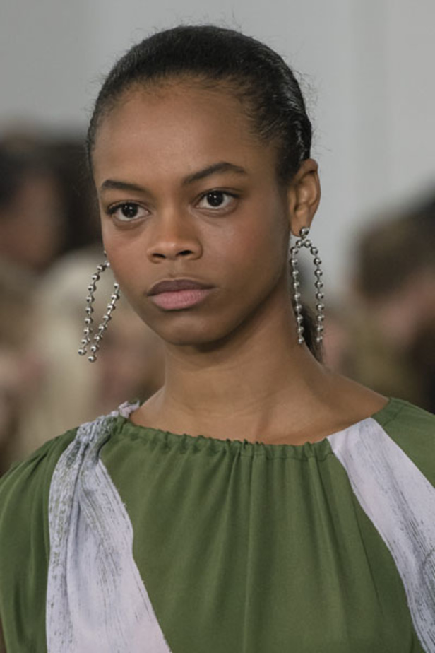 مجموعة House of Holland لخريف 2018