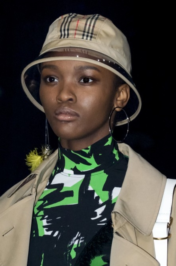 مجموعة بربري من أسبوع الموضة في لندن