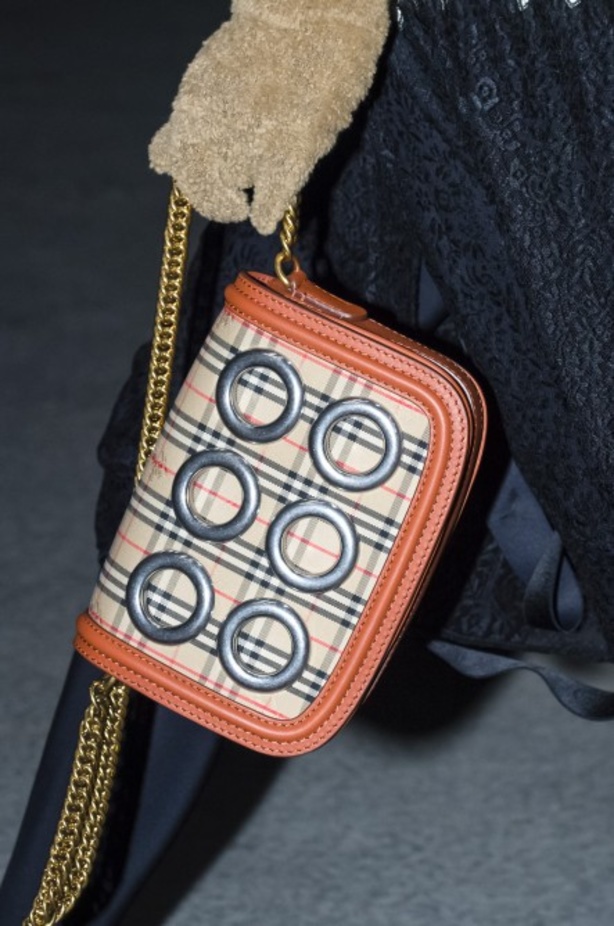 مجموعة بربري من أسبوع الموضة في لندن