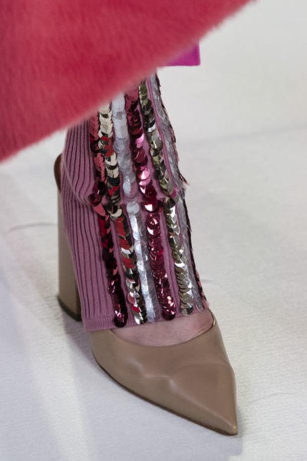 عرض ازياء ديلبوزو لموسم خريف وشتاء 2018