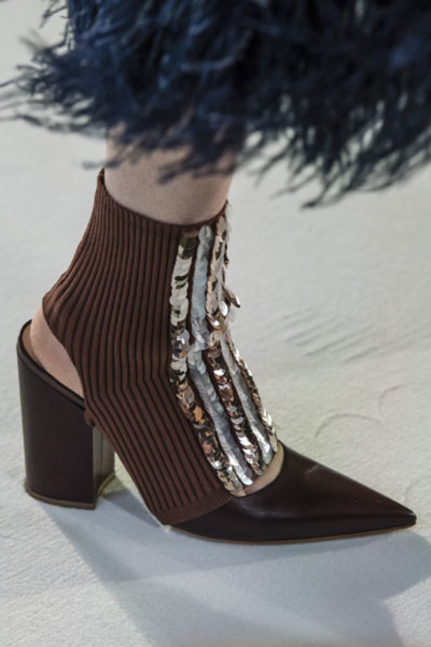 عرض ازياء ديلبوزو لموسم خريف وشتاء 2018