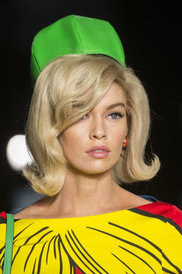 عرض ازياء موسكينو لخريف وشتاء 2018