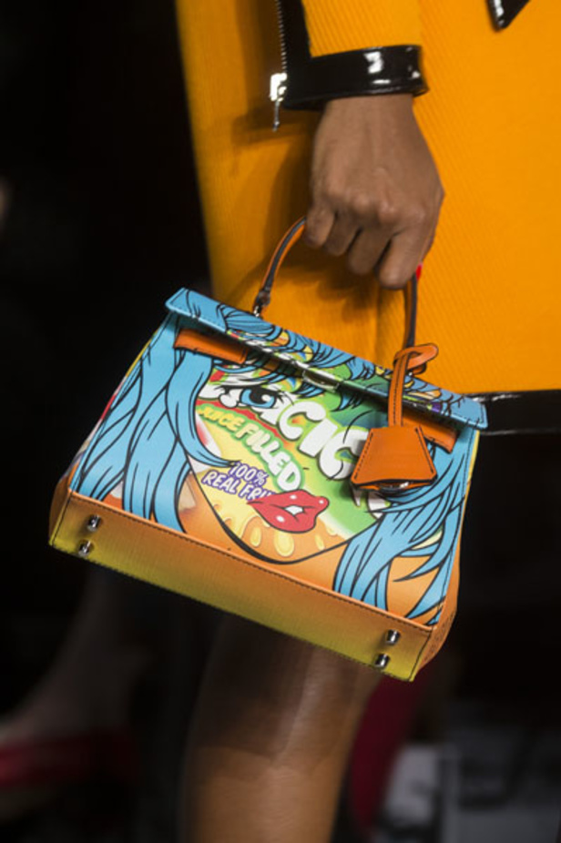 عرض ازياء موسكينو لخريف وشتاء 2018