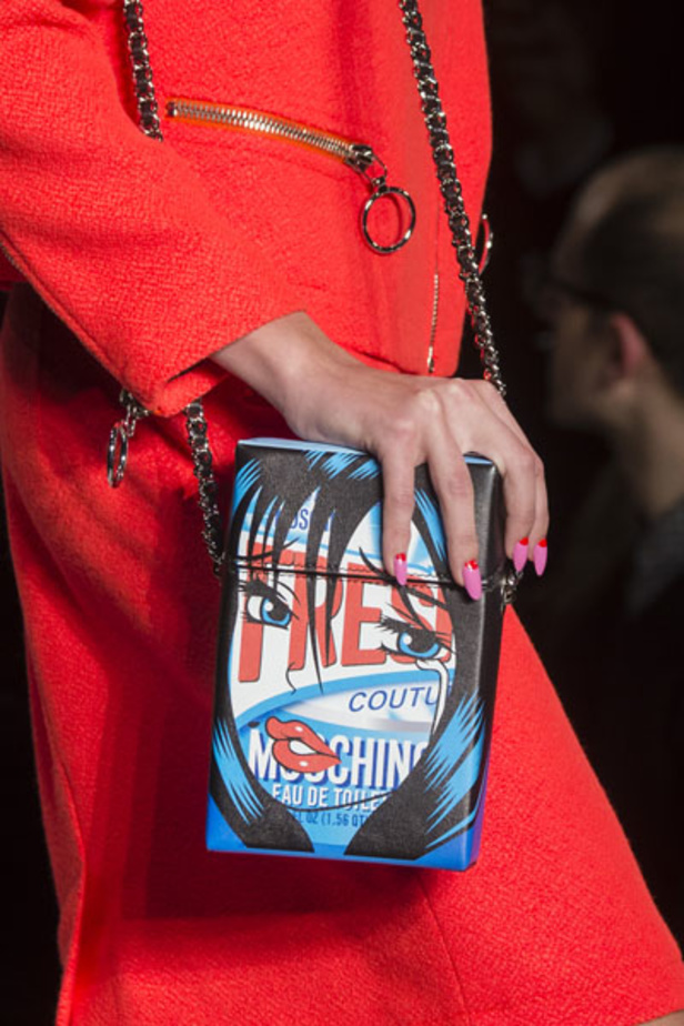 عرض ازياء موسكينو لخريف وشتاء 2018