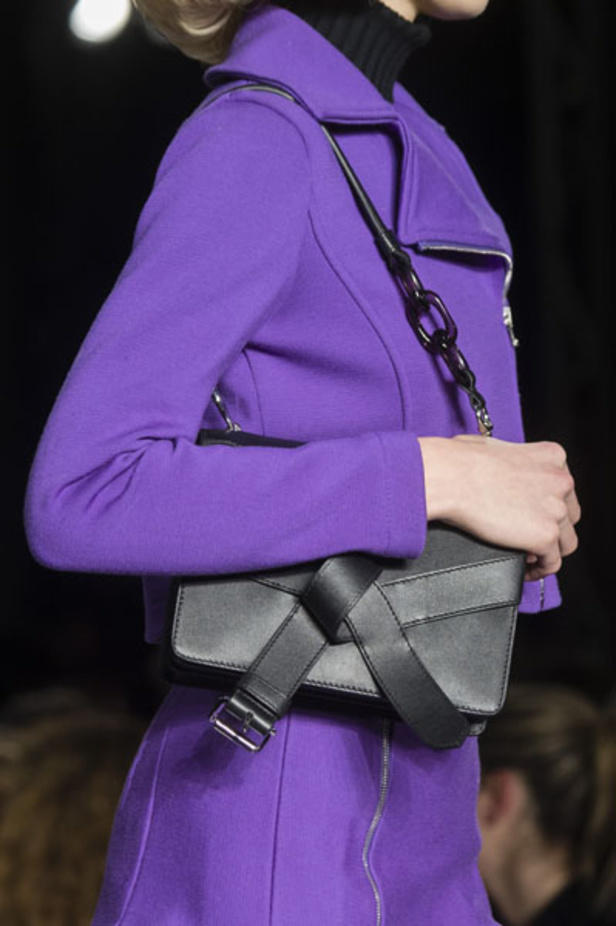 عرض ازياء موسكينو لخريف وشتاء 2018