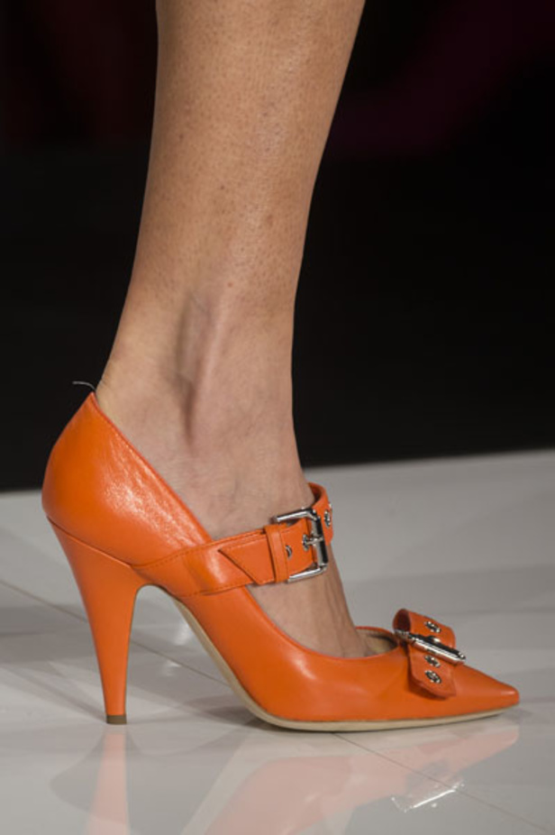 عرض ازياء موسكينو لخريف وشتاء 2018