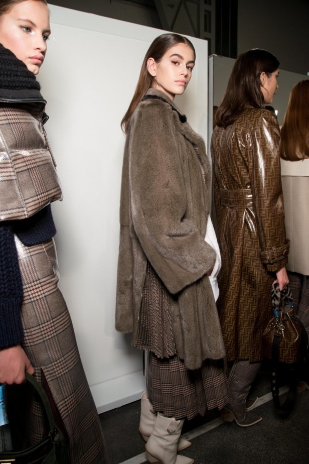 مجموعة “فندي” لموسم خريف وشتاء 2018-2019