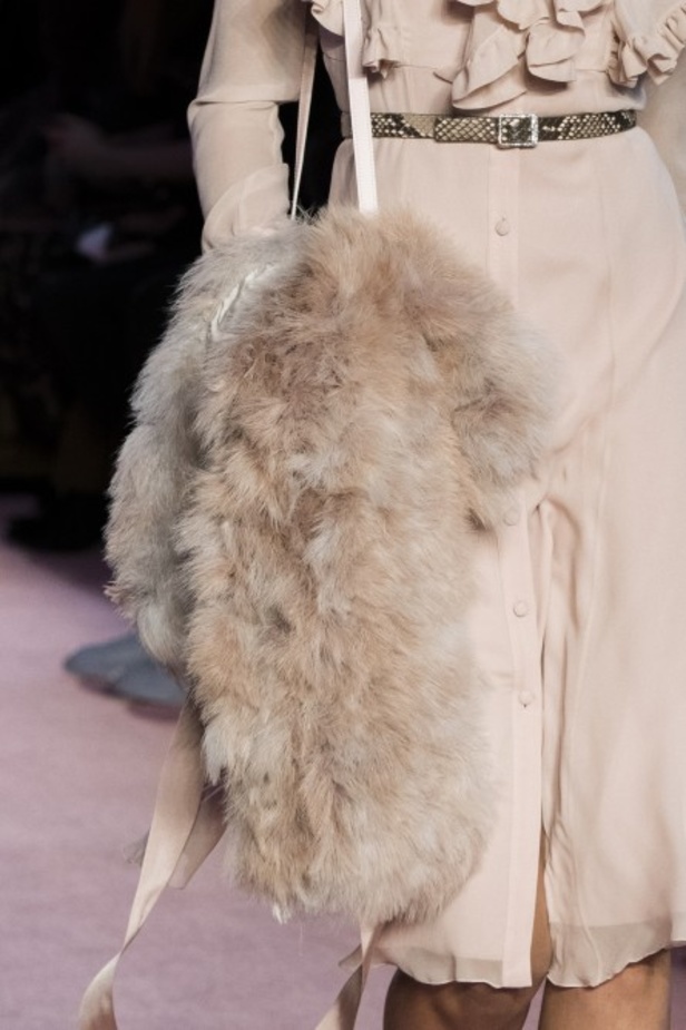 عرض أزياء Blumarine لخريف وشتاء ٢٠١٨ !