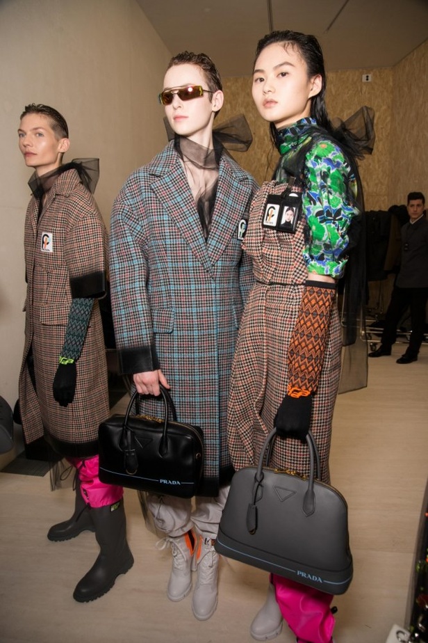 عرض ازياء برادا لخريف وشتاء 2018