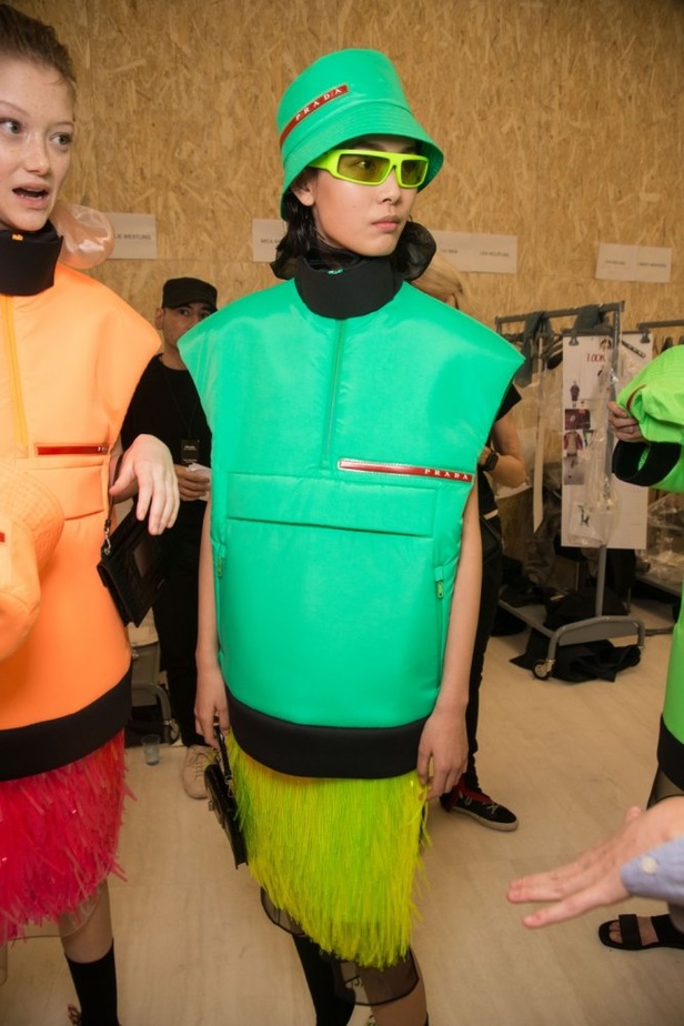 عرض ازياء برادا لخريف وشتاء 2018