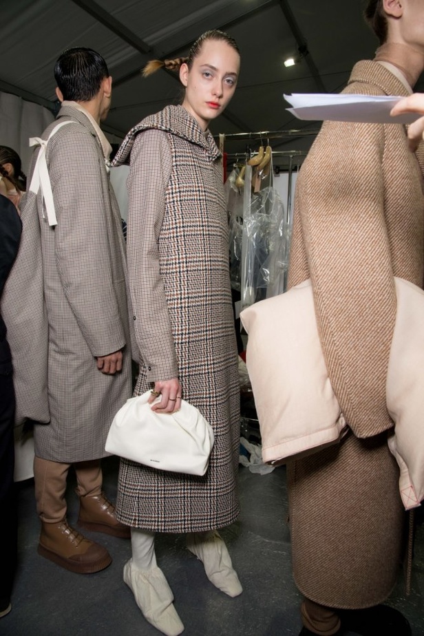 عرض أزياء Jil Sander  لموسمي خريف وشتاء 2018!