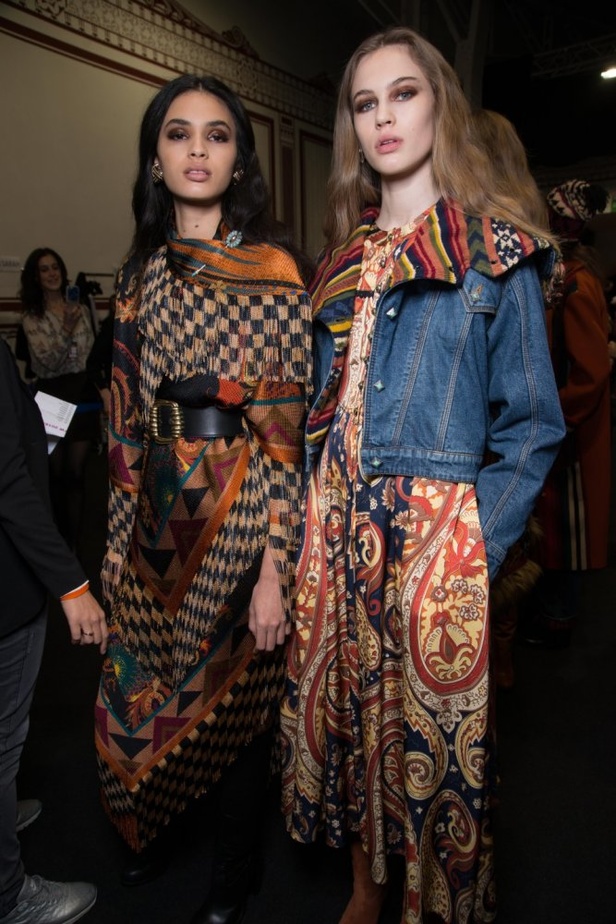 عرض ازياء ايترو لخريف وشتاء 2018