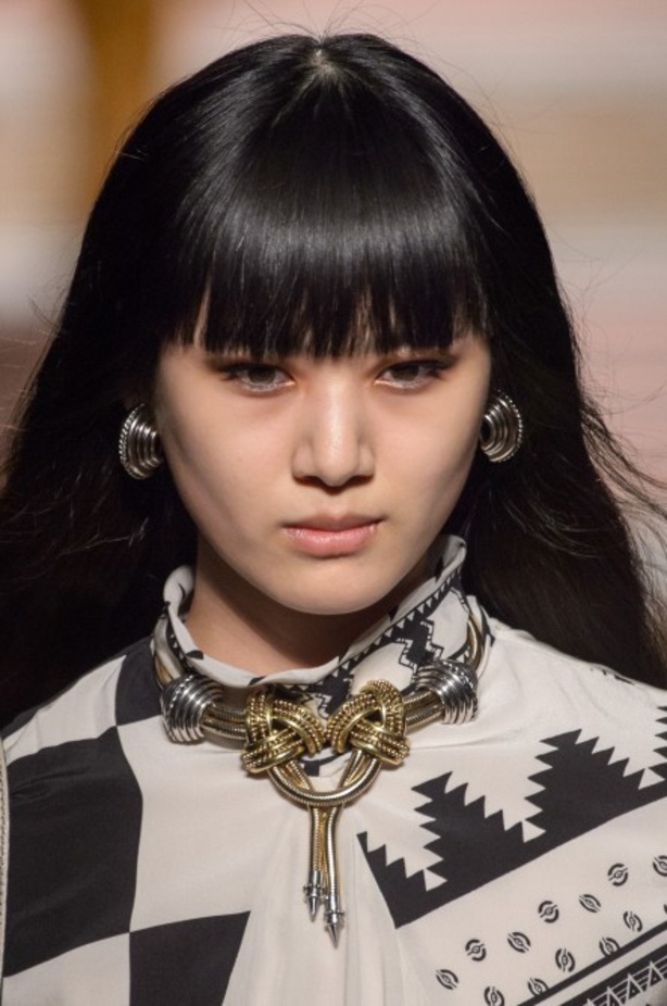 عرض ازياء ايترو لخريف وشتاء 2018