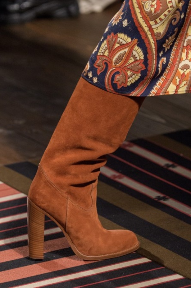 عرض ازياء ايترو لخريف وشتاء 2018