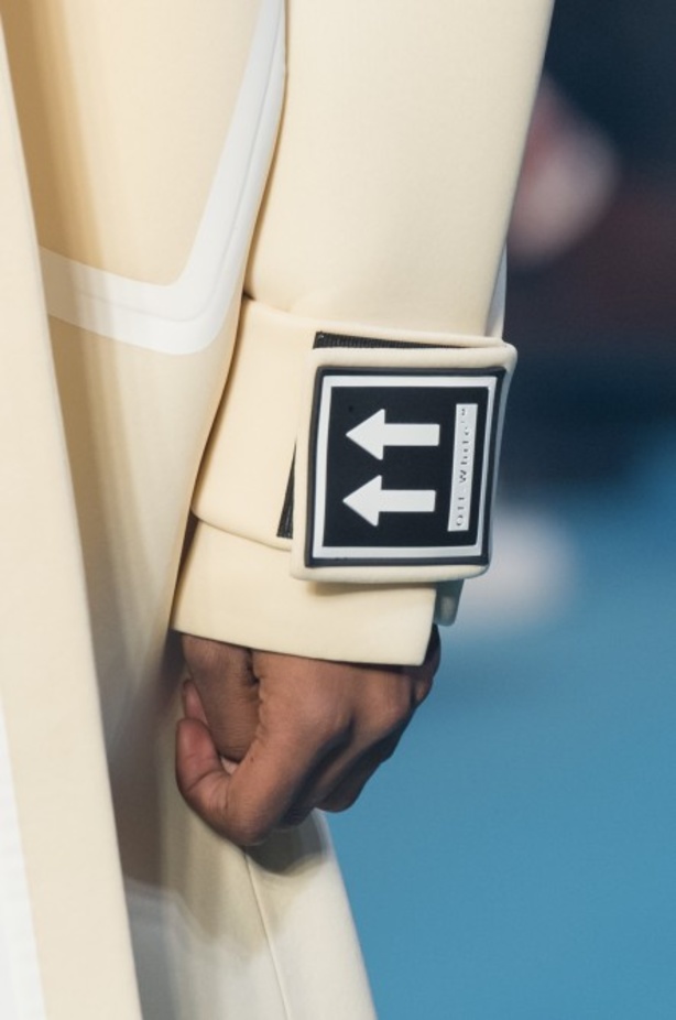 عرض أزياء Off White لخريف وشتاء ٢٠١٨ !