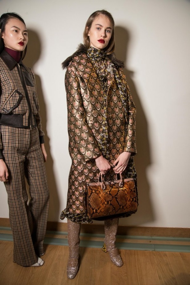 عرض ازياء روشاس لخريف وشتاء 2018