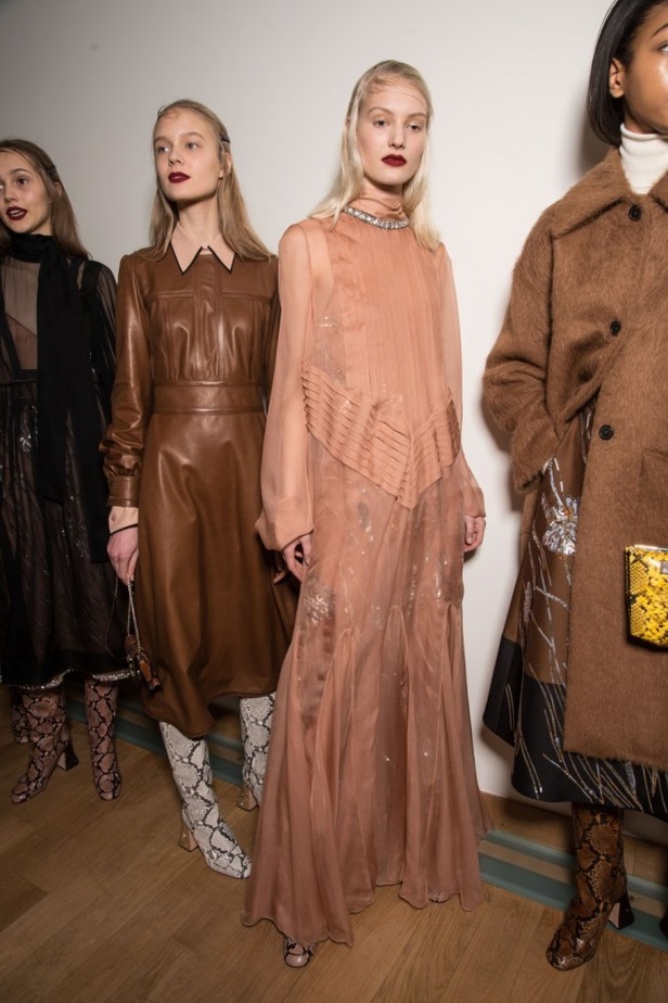 عرض ازياء روشاس لخريف وشتاء 2018