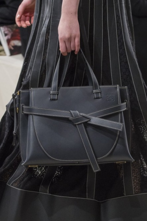 عرض ازياء لويفي لخريف وشتاء 2018