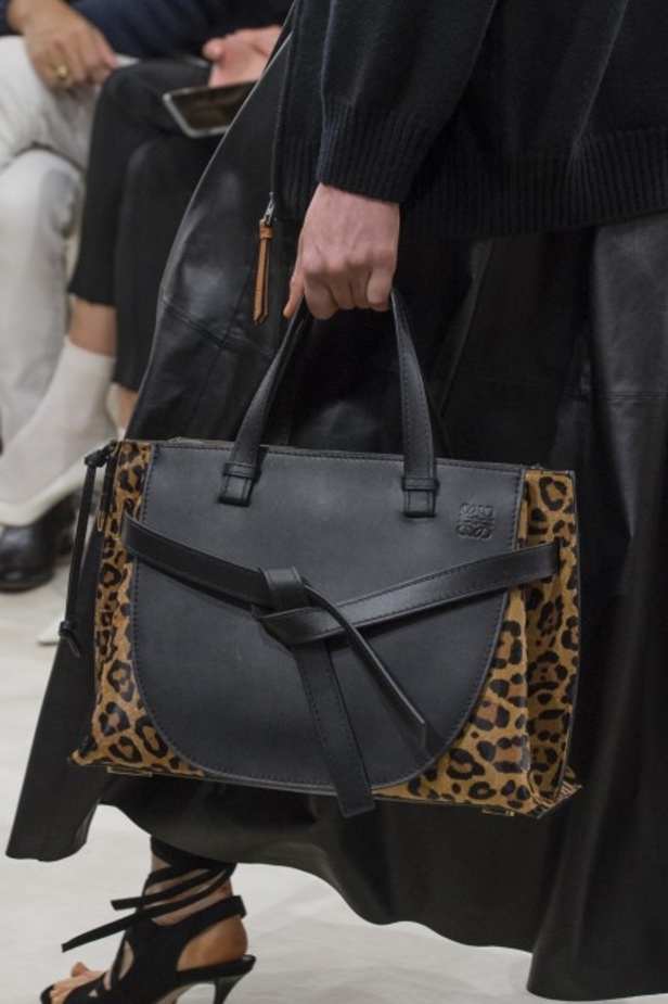 عرض ازياء لويفي لخريف وشتاء 2018