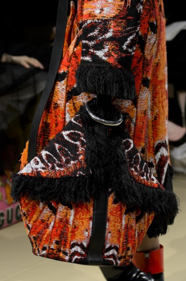 مجموعة Alexander McQueen لخريف و شتاء 2018