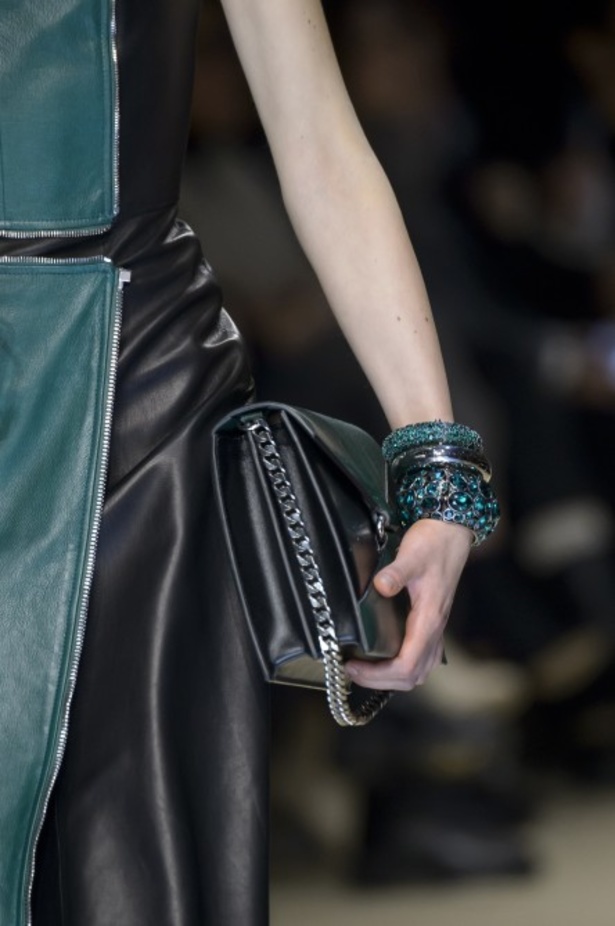 مجموعة Alexander McQueen لخريف و شتاء 2018