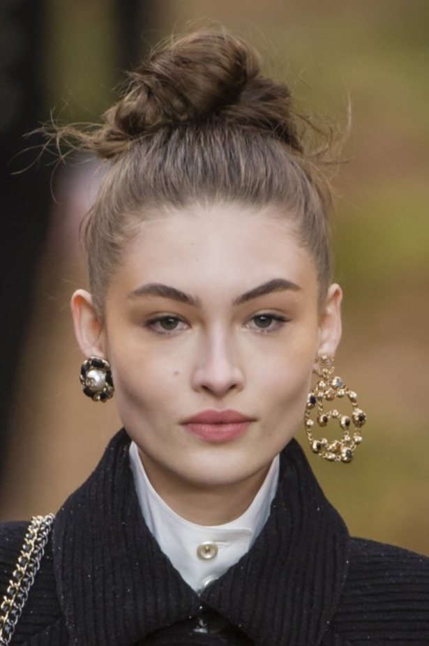 مجموعة شانيل لخريف 2018 تنقلنا الى أحضان الطبيعة الخلابة