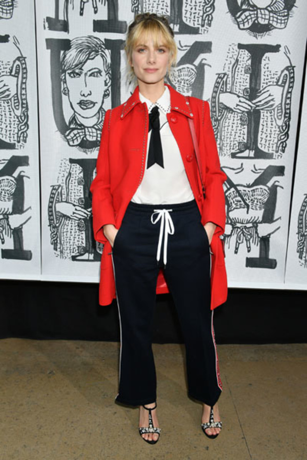 عرض أزياء Miu Miu لخريف وشتاء ٢٠١٨ !