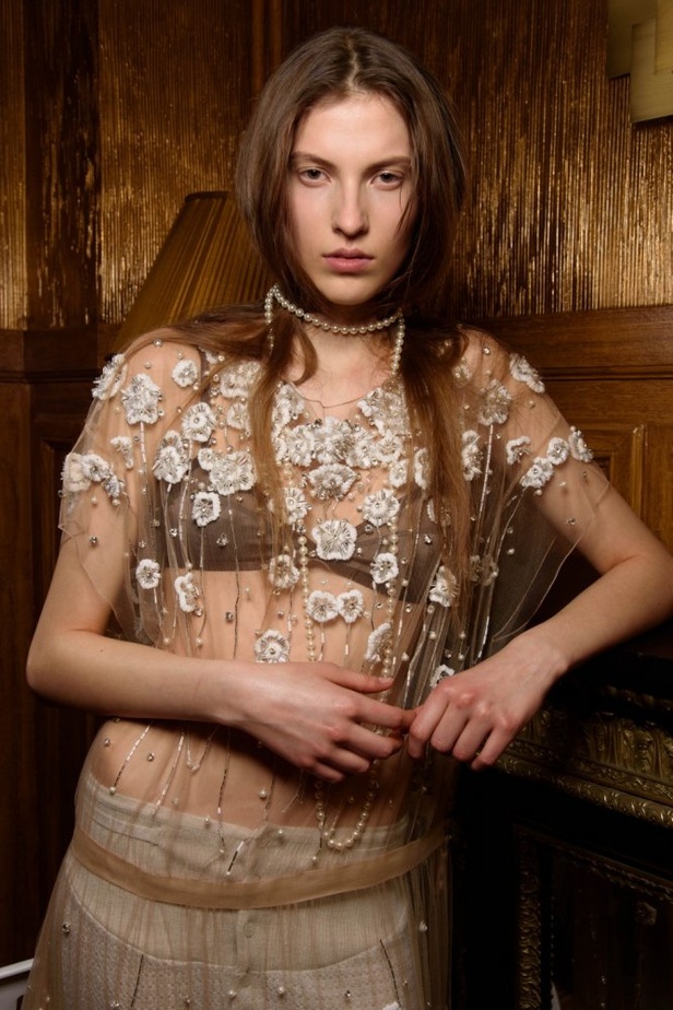 مجموعة “جون غاليانو” لموسم خريف وشتاء 2018-2019